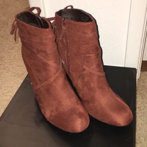 Atmosphere Burnt Orange booties size 8